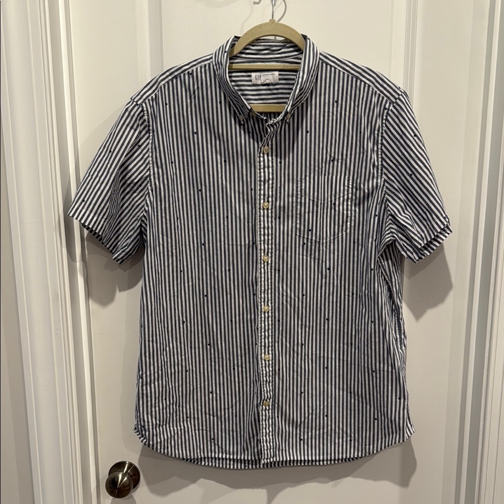 GAP Men's Navy and White Striped Button Down Shirt